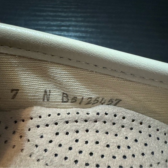 SAS Tripad Comfort Wink Women’s Narrow Leather Penny Loafers - Picture 4 of 9